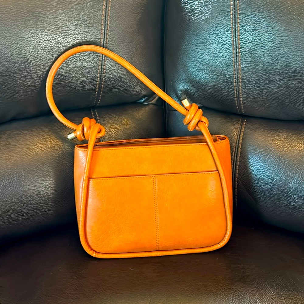 Brown shoulder bag